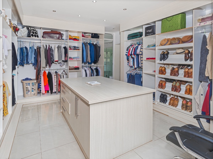 4 Bedroom Property for Sale in Xanadu North West